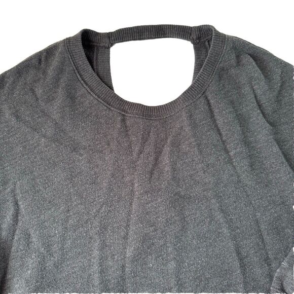 Hollister Women’s Long Sleeve Gray Crewneck Sweater Open Back Pullover Size XS - Picture 14 of 14